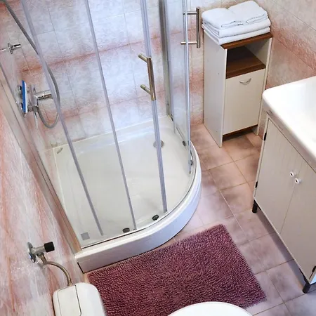 Apartment Tinelinn Borik Zadar